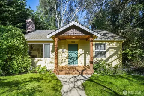 7920 28th Ave SW, Seattle, WA 98126