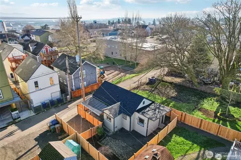 1213 S J St, Tacoma, WA 98405