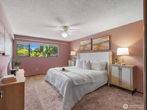 Bedroom - 12314 NE 162nd St, Bothell, WA 98011 photo 1 of 6