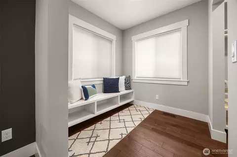 Entry Way - 814 23rd Ave E, Seattle, WA 98112 photo 2 of 4