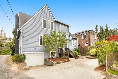 Exterior - 814 23rd Ave E, Seattle, WA 98112 photo 4 of 6
