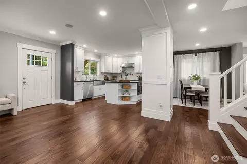 Entry Way - 814 23rd Ave E, Seattle, WA 98112 photo 1 of 4