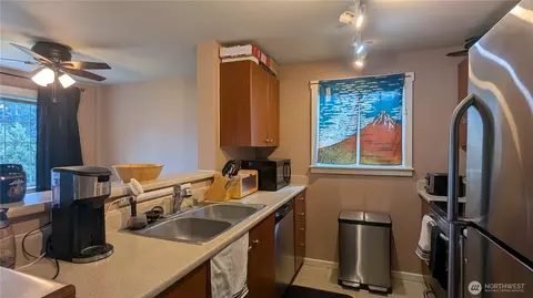 Kitchen - 12404 E Gibson Rd #P306, Everett, WA 98204 photo 1 of 1
