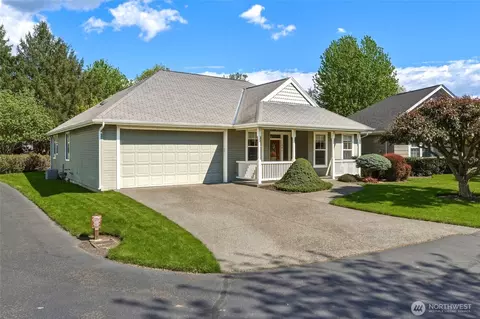 807 SE Covey Ct, College Place, WA 99324