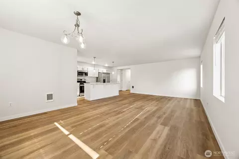 20107 40th Ave E, Spanaway, WA 98387 photo 5