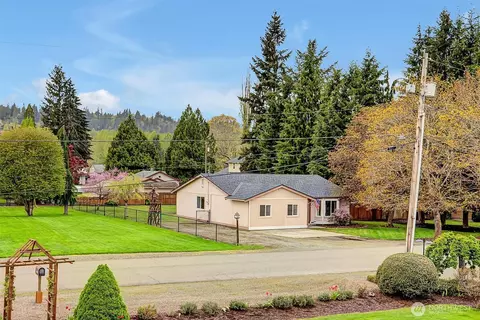 5617 322nd Ave NE, Carnation, WA 98014
