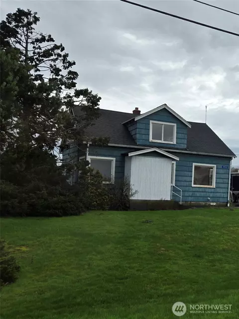 9710 Green Rd, Burlington, WA 98233