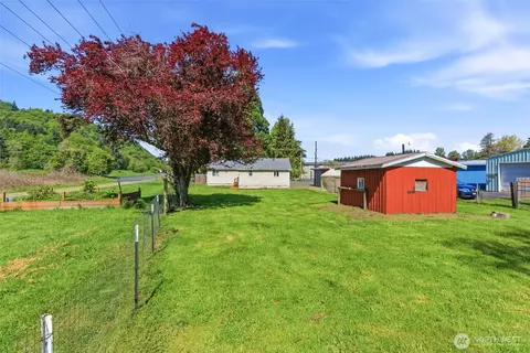 Exterior - 2016 42nd Ave, Longview, WA 98632 photo 10 of 11