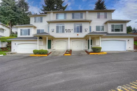 4724 Mill Pond Dr SE #702, Auburn, WA 98092