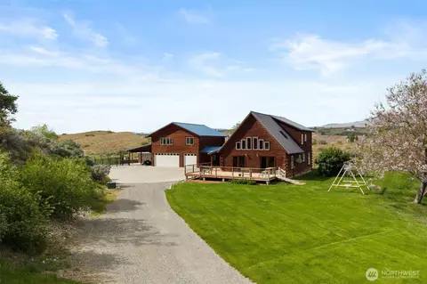 134 Thorburn Ln, Malaga, WA 98828
