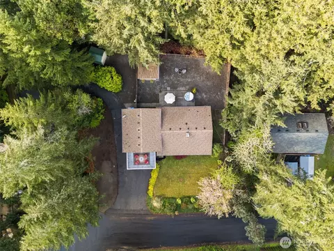 7041 67th St NW, Gig Harbor, WA 98335