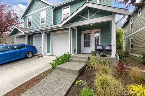 10617 NE Kingston Meadows Cir, Kingston, WA 98346
