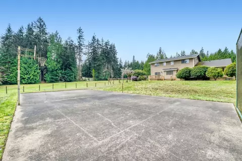 Exterior - 20115 48 Ave SE, Bothell, WA 98012 photo 4 of 5