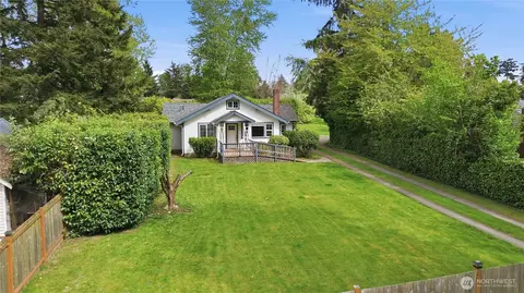 10209 A St S, Tacoma, WA 98444