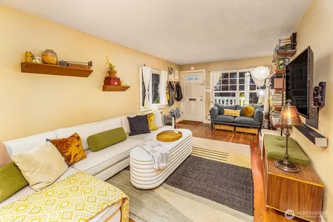 2315 E Spring St, Seattle, WA 98122 photo 19