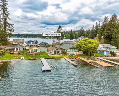 4302 Peninsula Rd, Stanwood, WA 98292
