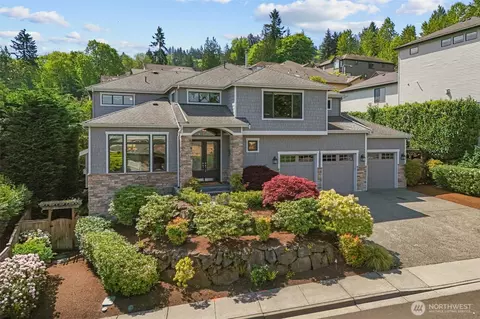 2759 NW Pine Cone Pl, Issaquah, WA 98027