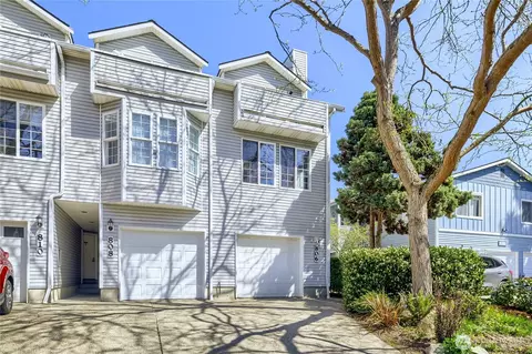 806 NW 52nd St, Seattle, WA 98107