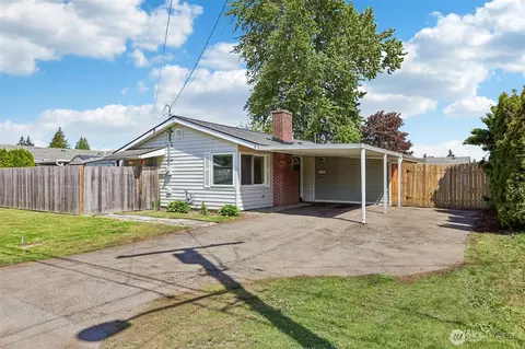 16966 121st Ave SE, Renton, WA 98058
