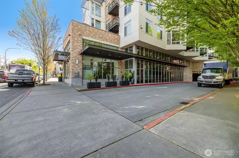 211 Kirkland Ave #520, Kirkland, WA 98033