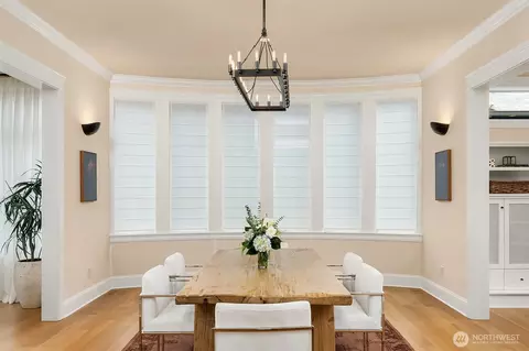 Dining - 1145 33rd Ave E, Seattle, WA 98112 photo 2 of 2