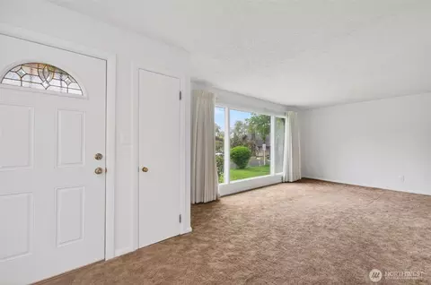 2 Pacific Pl, Longview, WA 98632 photo 4