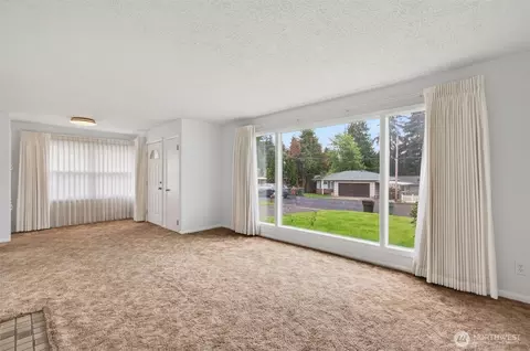 2 Pacific Pl, Longview, WA 98632 photo 5