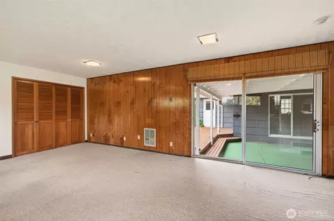 2 Pacific Pl, Longview, WA 98632 photo 16