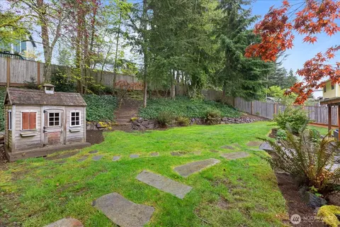 Exterior - 13806 25th Ave SE, Mill Creek, WA 98012 photo 6 of 10