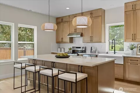 Kitchen - 5701 Parker Rd E, Sumner, WA 98390 photo 1 of 4