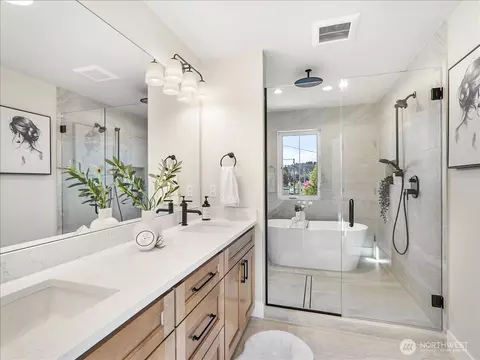 Bath - 5701 Parker Rd E, Sumner, WA 98390 photo 1 of 4