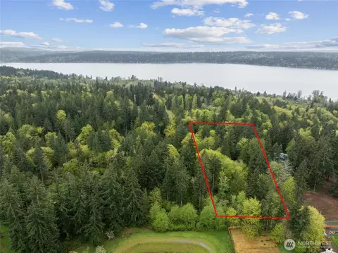611 208th Ave SE, Sammamish, WA 98074