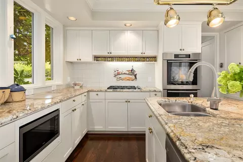 Kitchen - 1108 39th Ave E, Seattle, WA 98112 photo 1 of 3