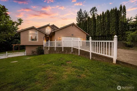 1314 Starlite Ct E, Lacey, WA 98503