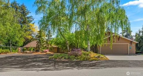 414 19th St NE, East Wenatchee, WA 98802