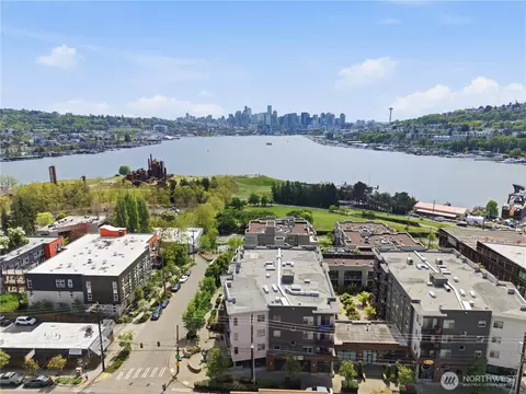 3333 Wallingford Ave N #203, Seattle, WA 98103