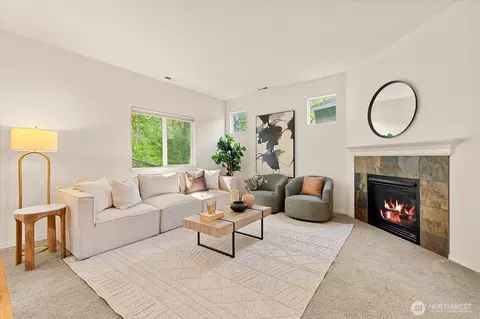 Living - 4150 240th Pl SE, Bothell, WA 98021 photo 2 of 3