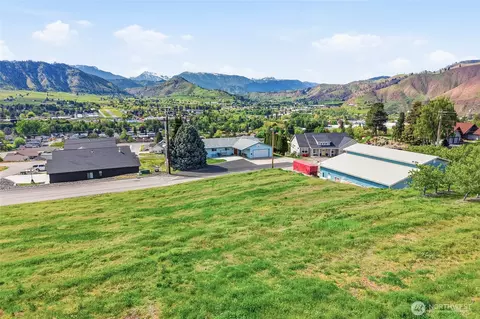 333 Kennedy Rd, Cashmere, WA 98815