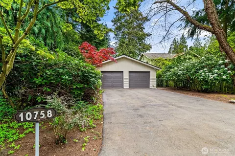 10758 Ashworth Ave N, Seattle, WA 98133