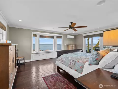 Bedroom - 603 Warren Ave, Everett, WA 98201 photo 2 of 5