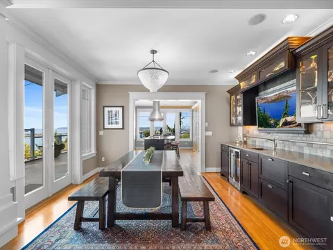 Dining - 603 Warren Ave, Everett, WA 98201 photo 2 of 2
