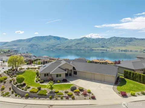 101 Westview Dr, Chelan, WA 98816