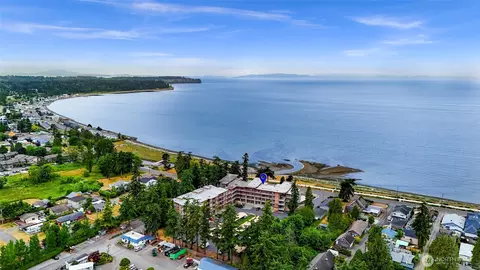 7714 Birch Bay Dr #405, Blaine, WA 98230