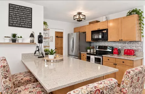 Kitchen - 26117 SE 425th, Enumclaw, WA 98022 photo 1 of 2