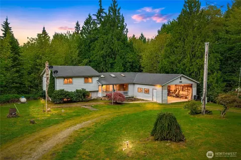 7220 174th St NW, Stanwood, WA 98292