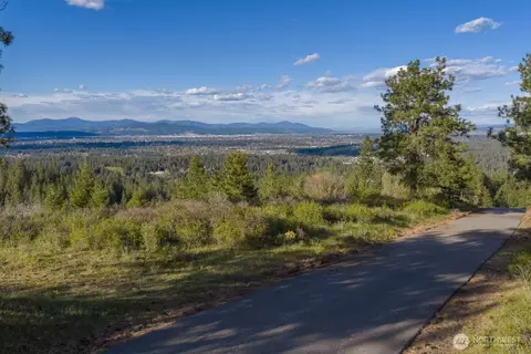 10610 E Hallett, Spokane, WA 99206 photo 5