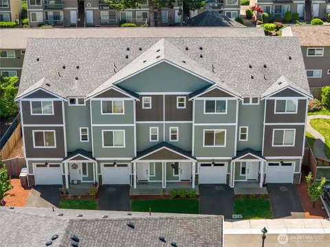 115 SW 181st Pl, Normandy Park, WA 98166
