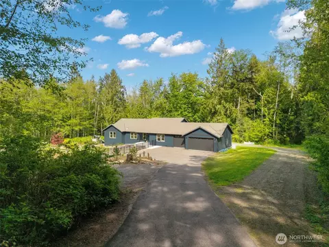 31054 Old Hansville Rd NE, Kingston, WA 98346