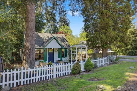 14019 23rd Ave NE, Seattle, WA 98125