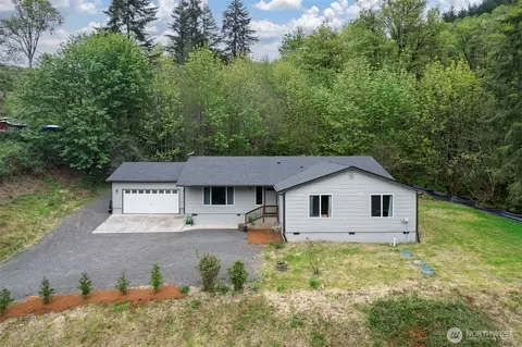415 Mckee Rd, Castle Rock, WA 98611